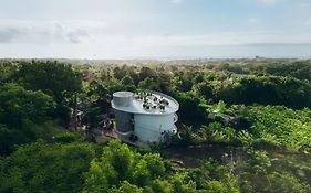 Lighthouse Bingin - 360 View